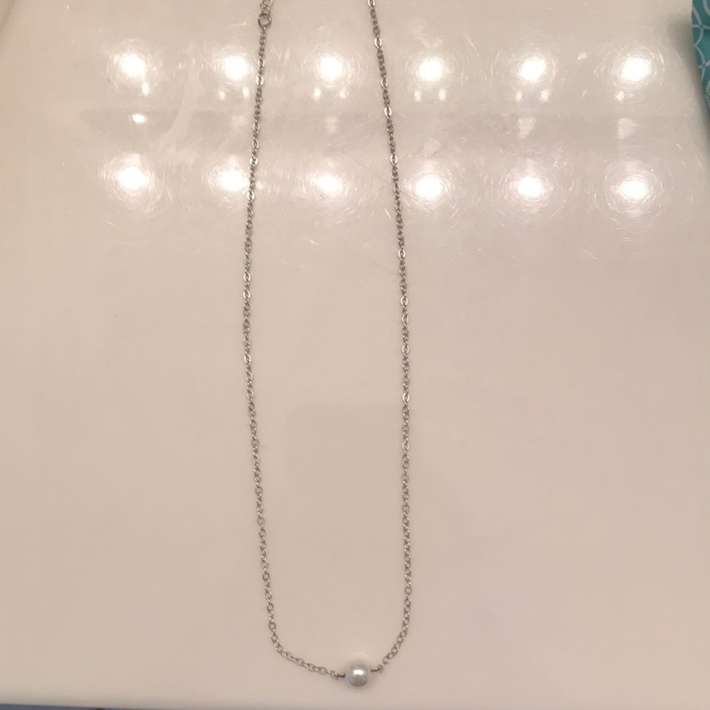 BRAND NEW Single Pearl Necklace